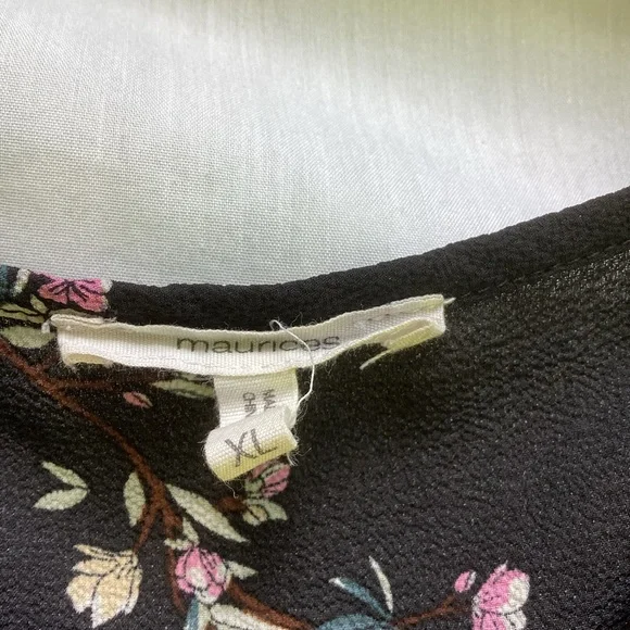 Maurices black with floral and crane graphics Tank Top, size XL - Picture 4 of 7